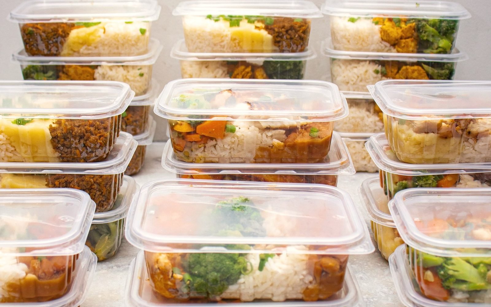 How to Cook a Good Meal From Whatever Is in the Fridge