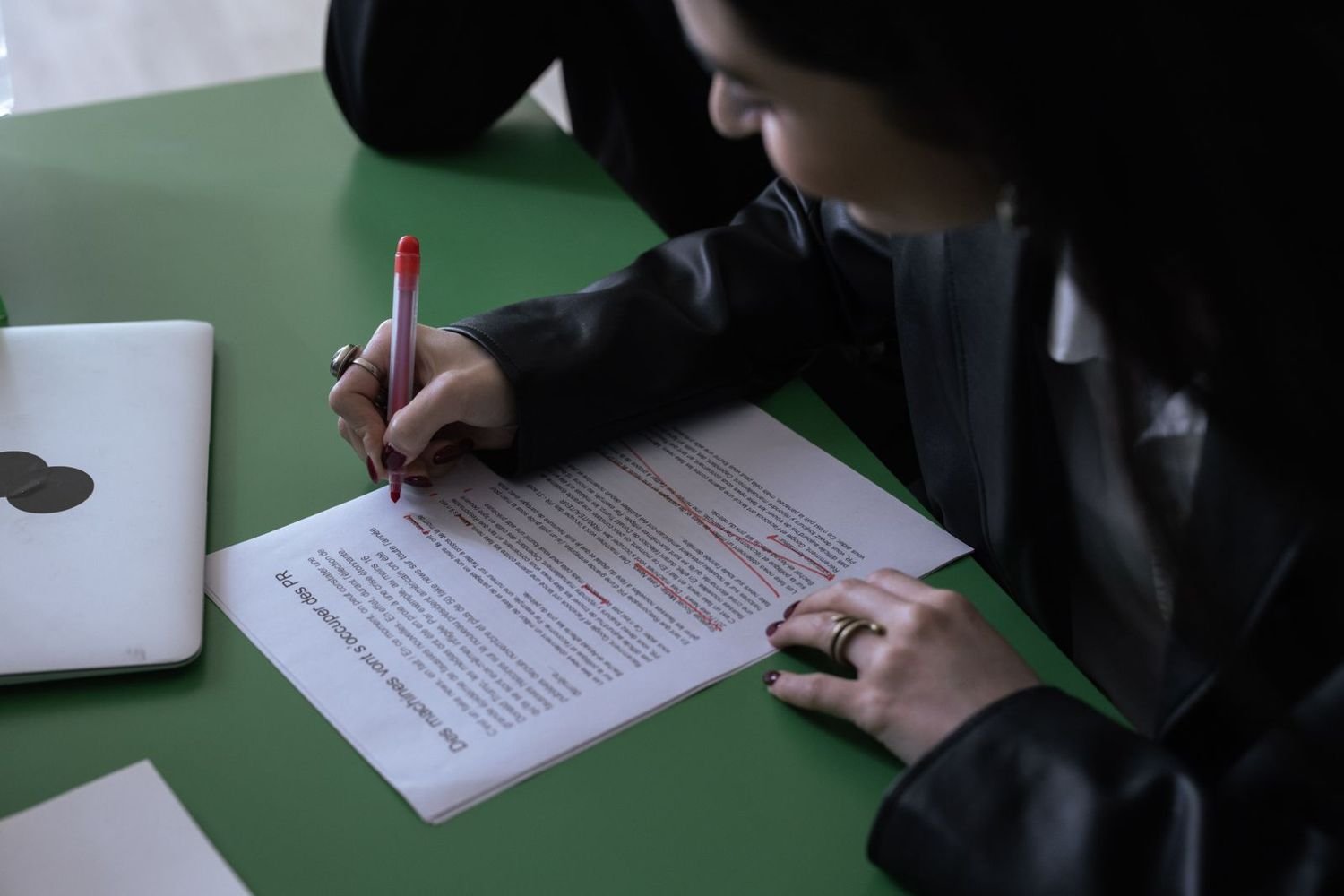 The Plain-English Edit: Seven Cuts That Make Any Paragraph Stronger