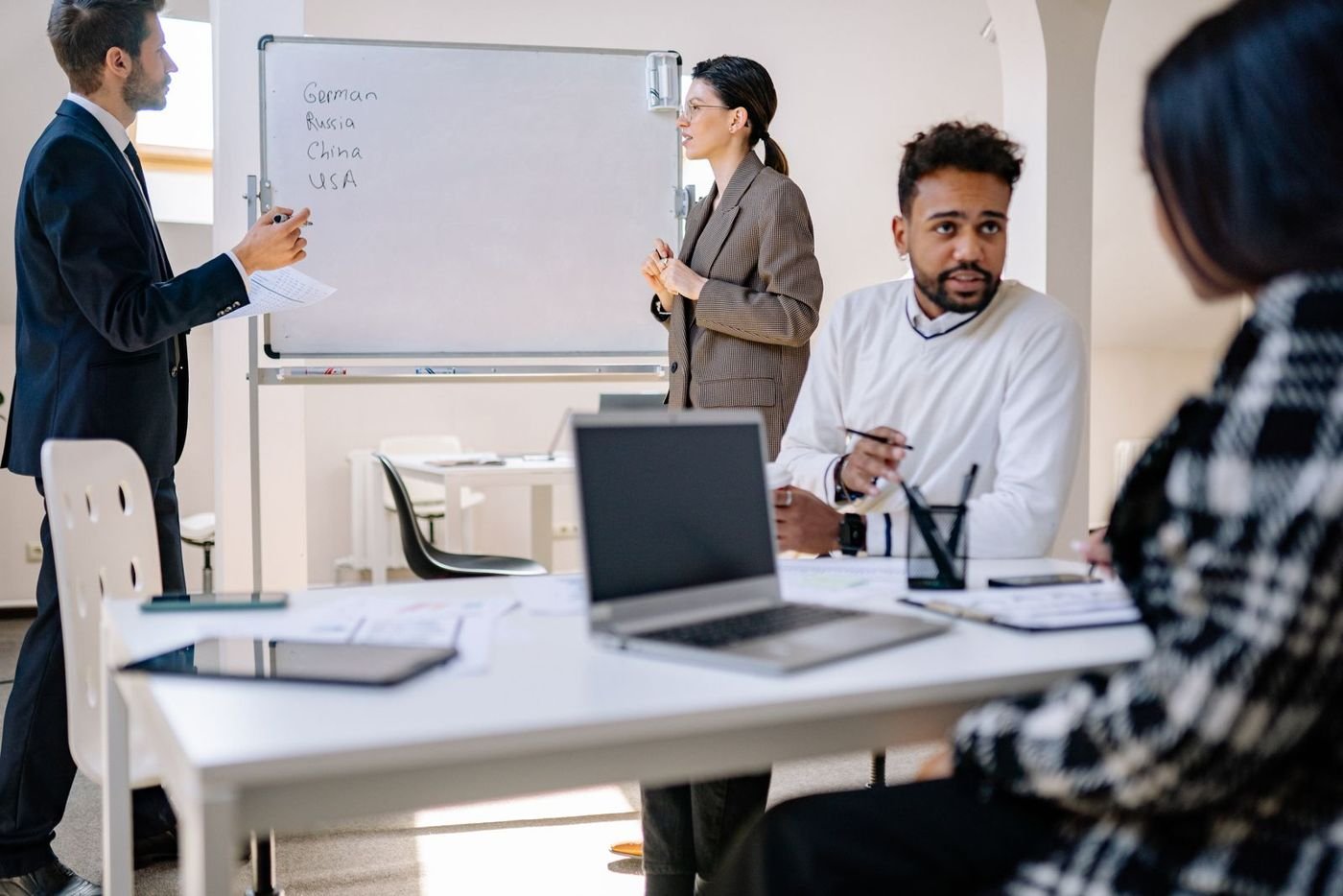 How to Run a Weekly Team Meeting That Is Actually Useful